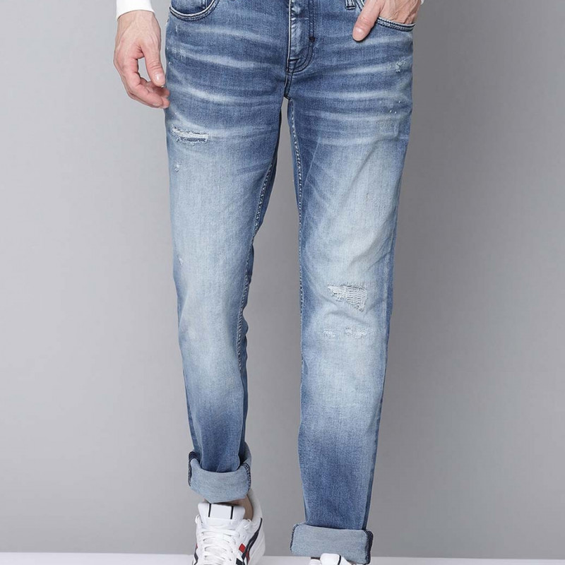 Men Blue Tapered Fit Heavy Fade Stretchable Jeans